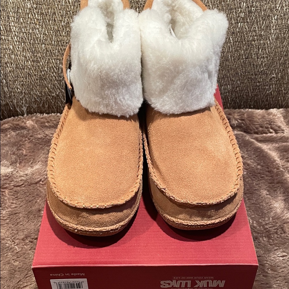 Muk Luks Tan and White Women's Moccasins